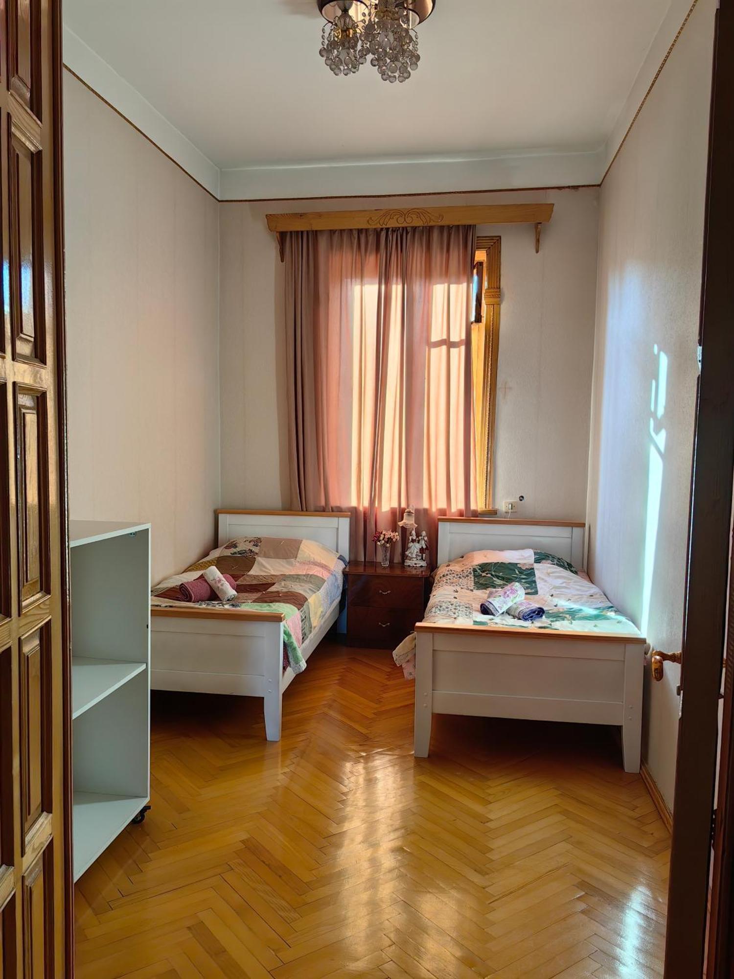 Khashuri Guest House Metreveli Street 19 מראה חיצוני תמונה