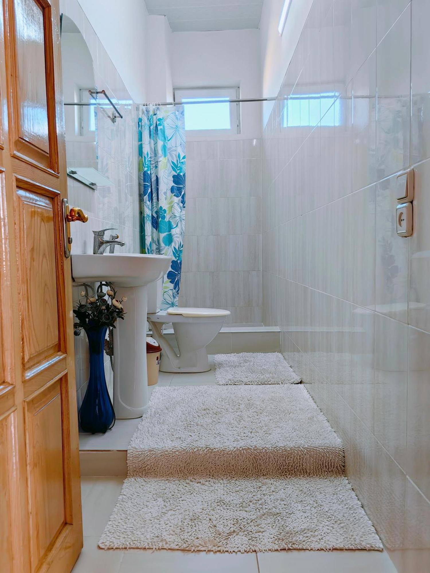 Khashuri Guest House Metreveli Street 19 מראה חיצוני תמונה
