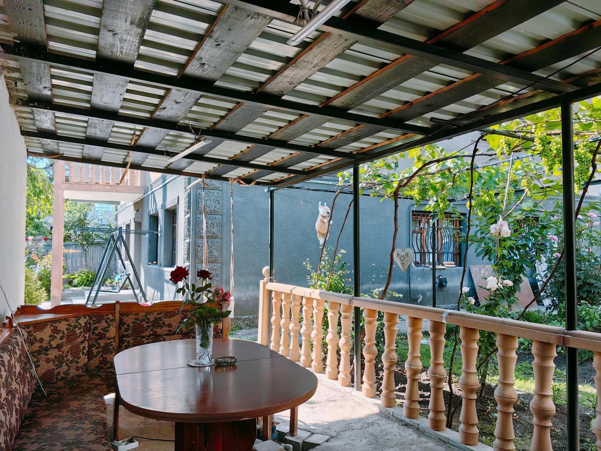 Khashuri Guest House Metreveli Street 19 מראה חיצוני תמונה