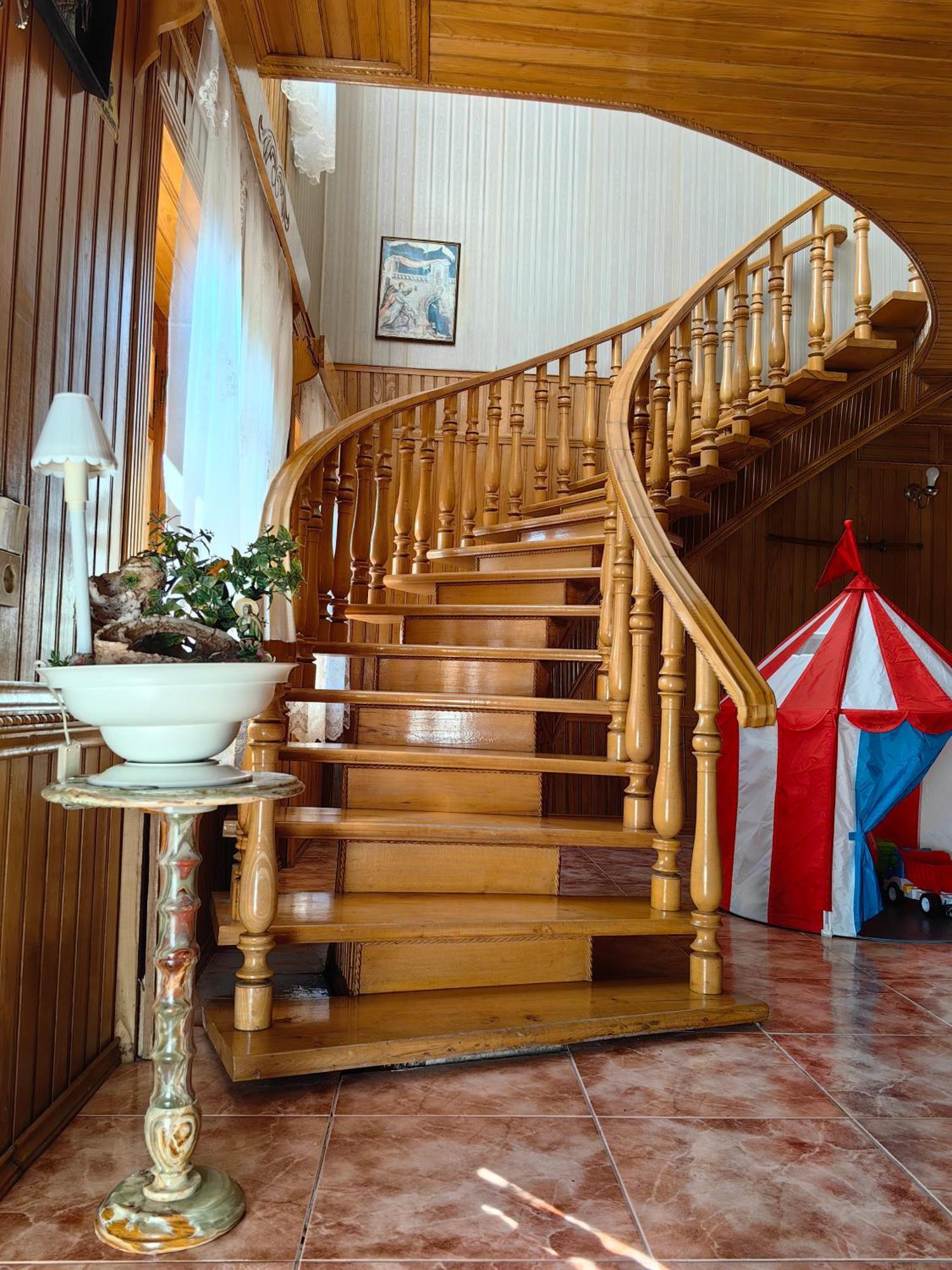 Khashuri Guest House Metreveli Street 19 מראה חיצוני תמונה
