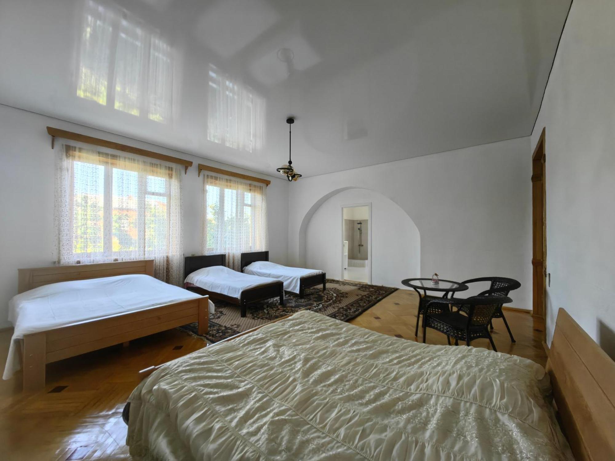 Khashuri Guest House Metreveli Street 19 מראה חיצוני תמונה